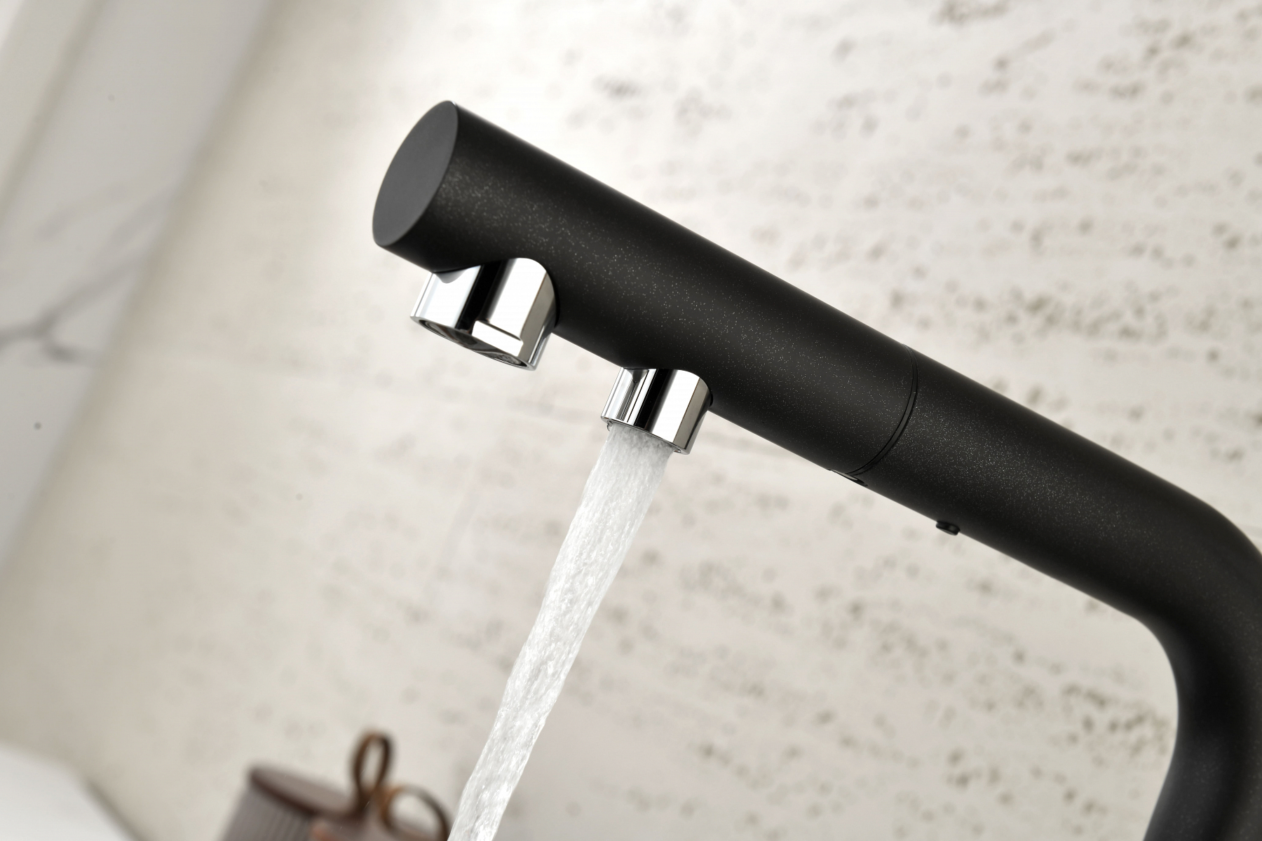 Превью картинка Смеситель для кухни Paulmark SERPENTINE Se213222-BLM Черный #3