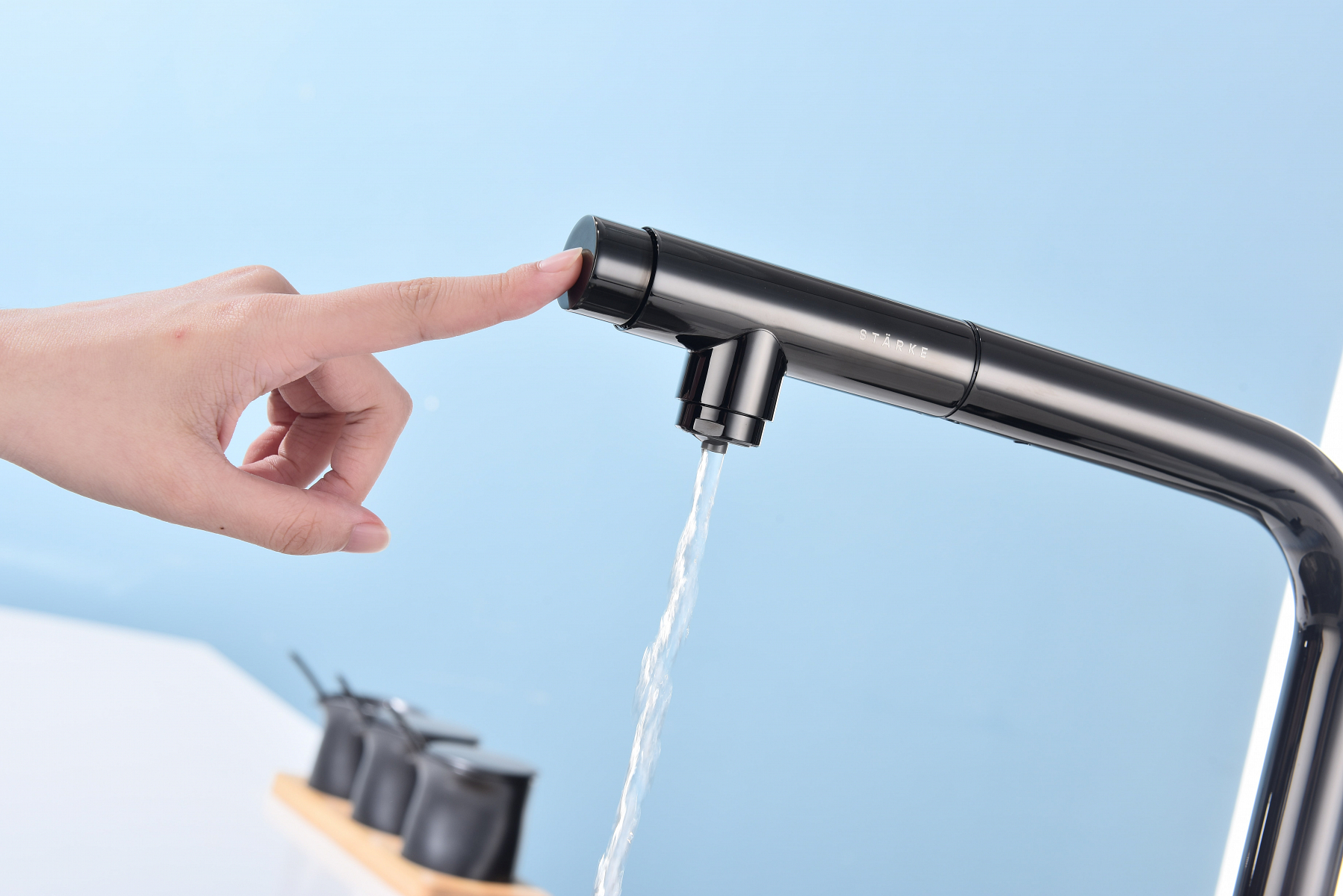 Превью картинка Смеситель для кухни Paulmark VIPER Vi213105-GB Глянцевый чёрный Gb #12