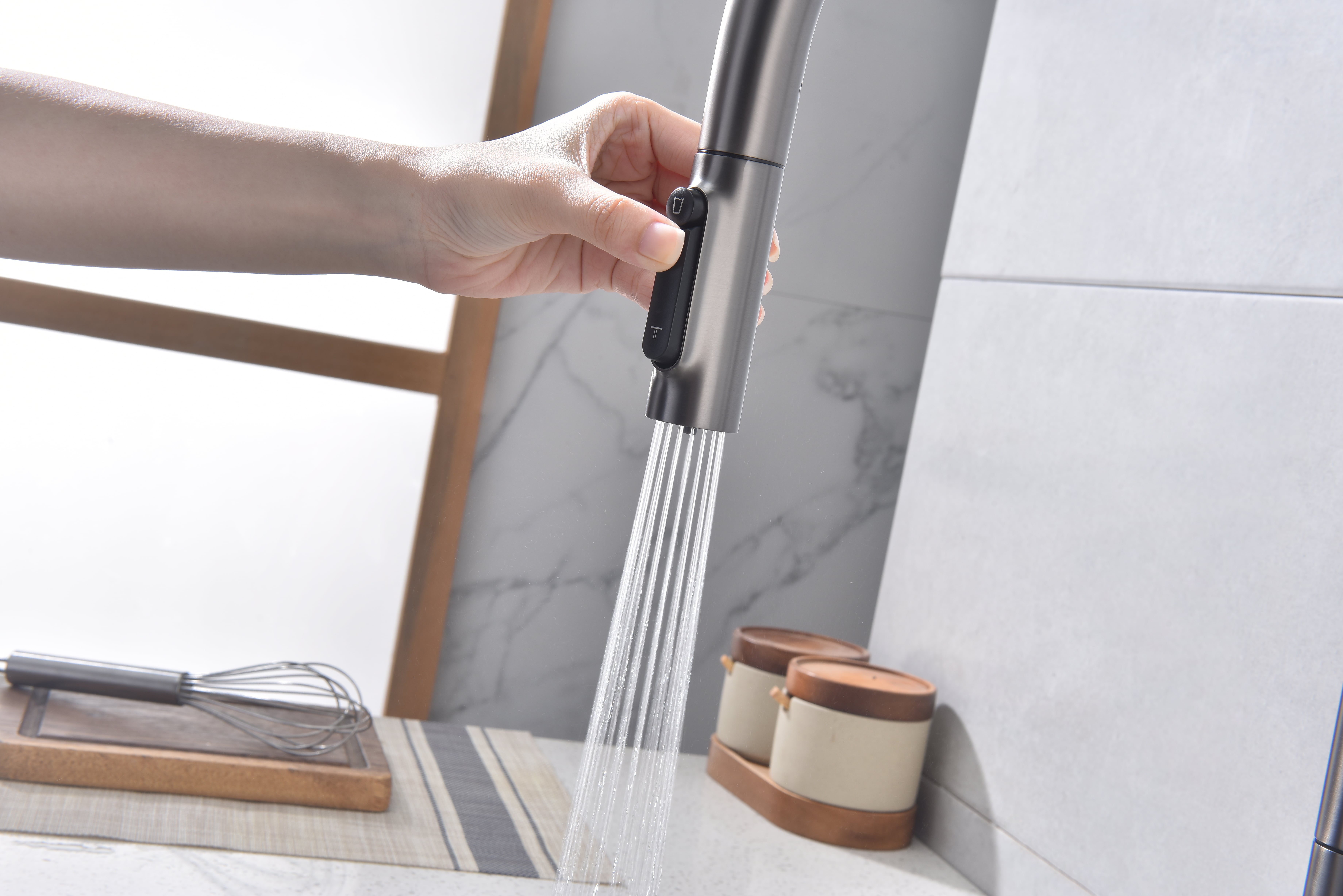 Превью картинка Смеситель для кухни Paulmark UNIVERSAL Un213880-GM Вороненая сталь GM #12