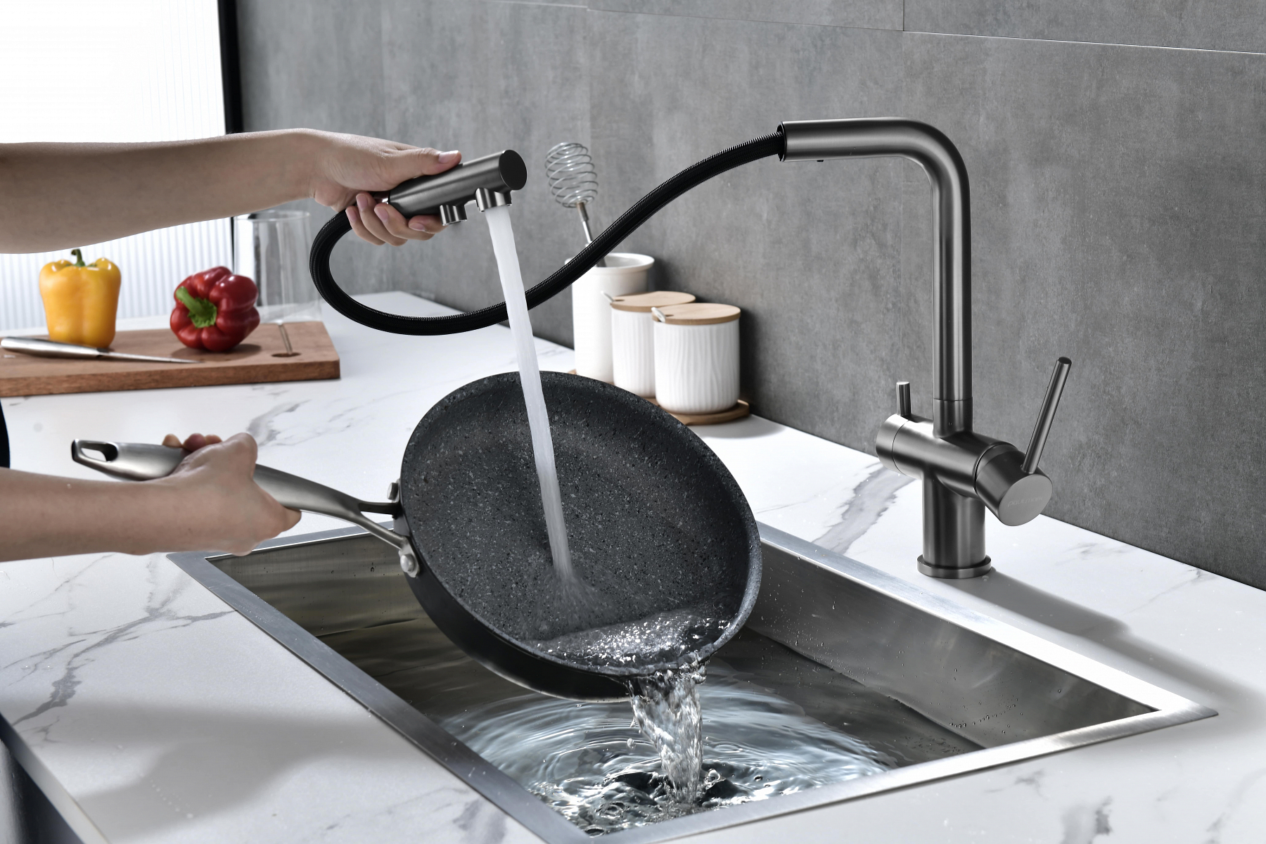 Превью картинка Смеситель для кухни Paulmark SERPENTINE Se213222-GM Вороненая сталь GM #8