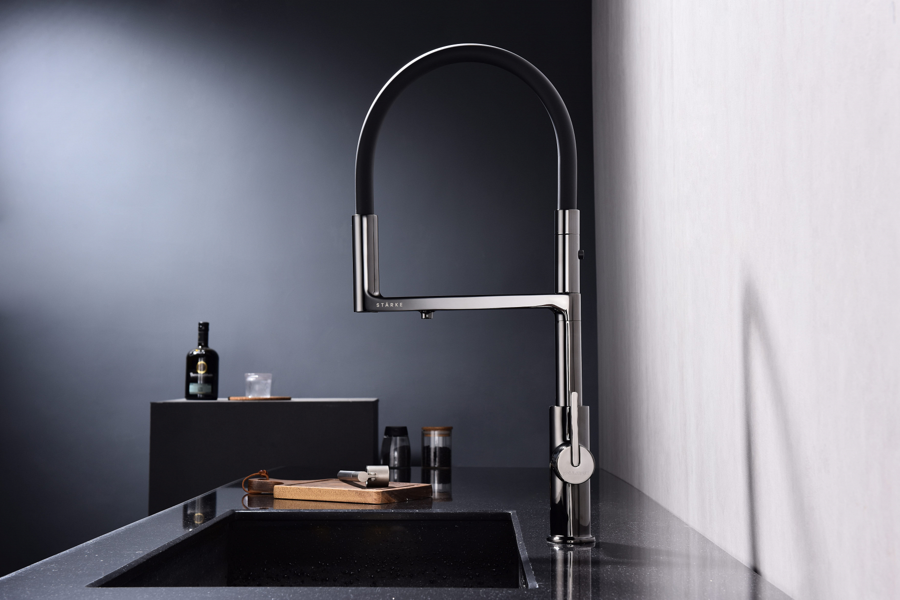 Превью картинка Смеситель для кухни Paulmark TORNADO To213402-GB Глянцевый чёрный Gb #11