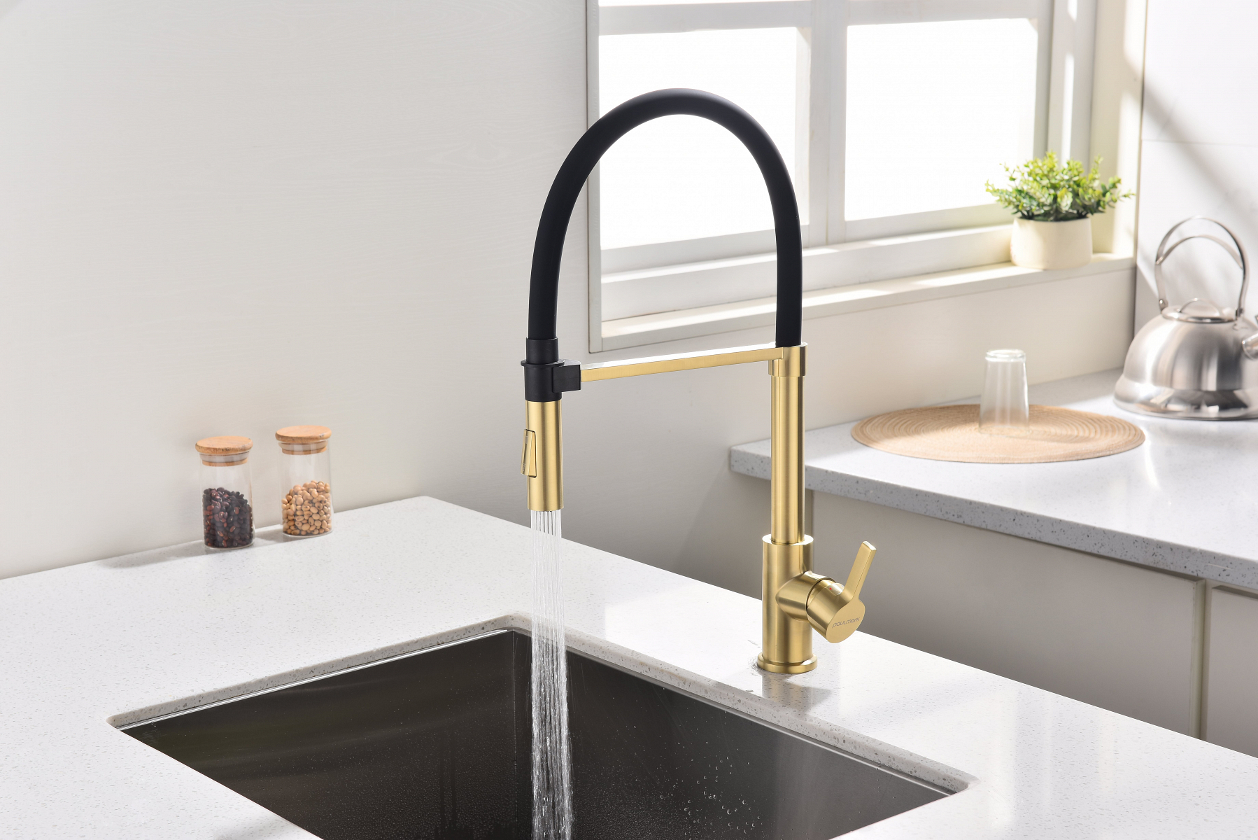 Превью картинка Смеситель для кухни Paulmark HALT Ha214021-LG Светлое золото #6