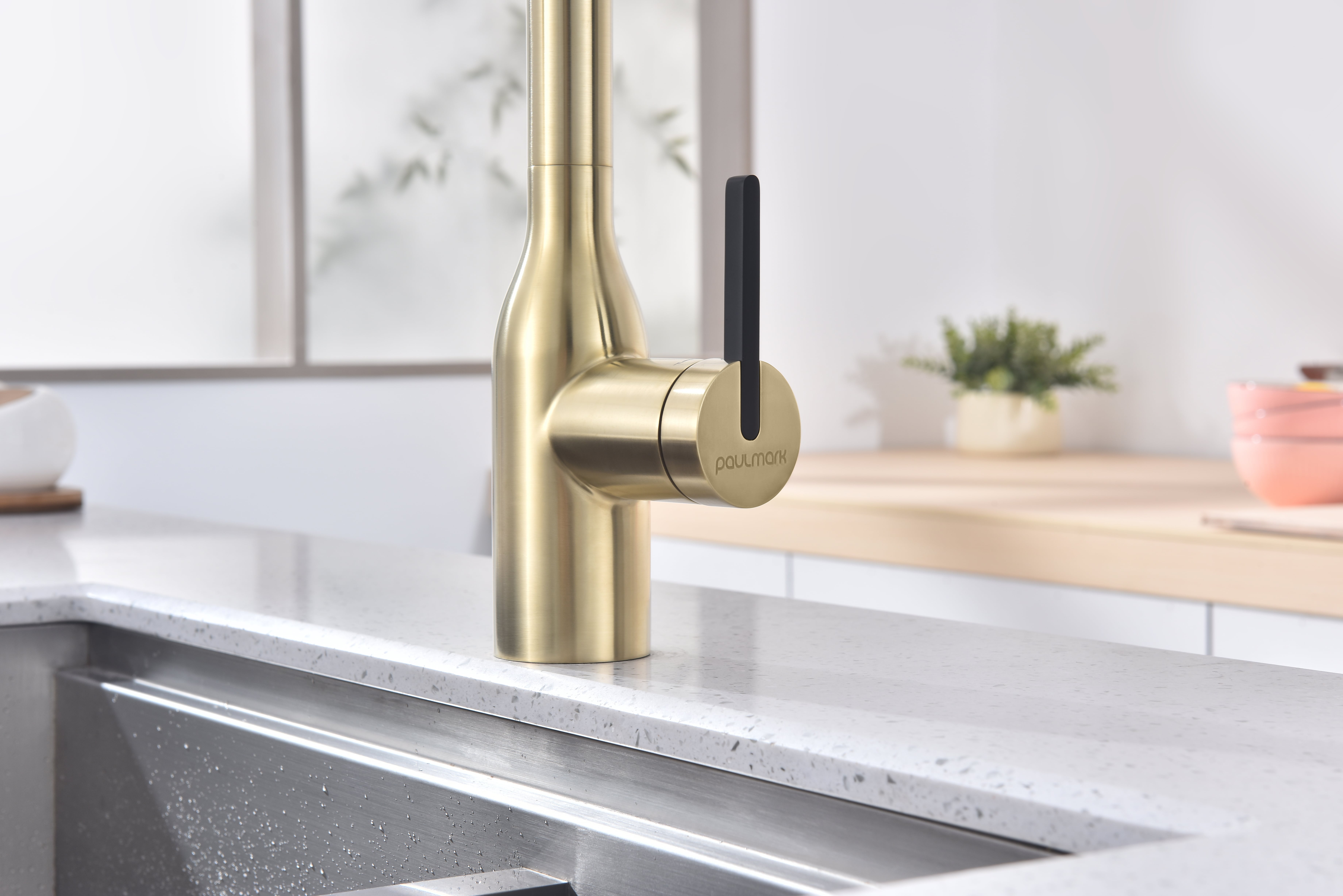 Превью картинка Смеситель для кухни Paulmark MAGNETO ONE Ma213188-LG Светлое золото #14