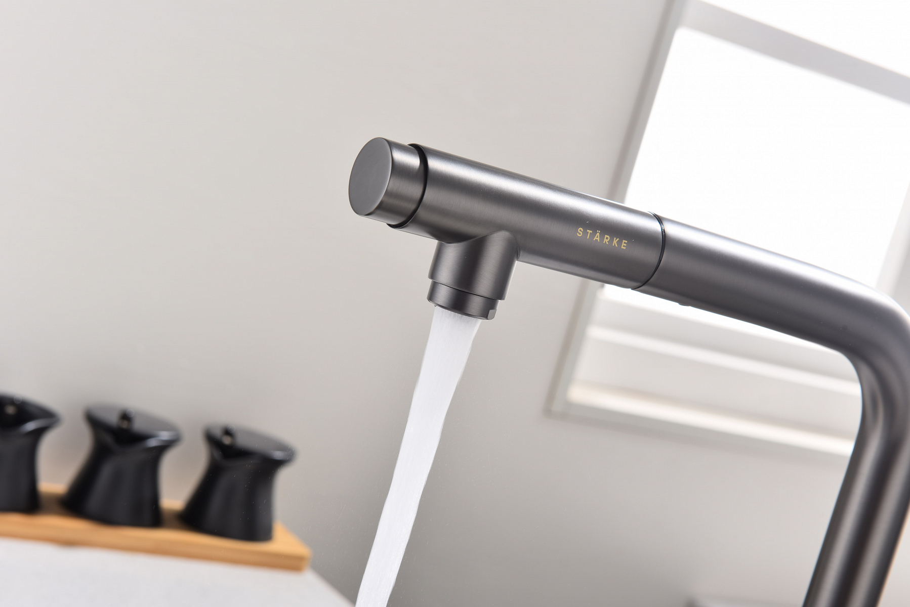 Превью картинка Смеситель для кухни Paulmark VIPER Vi213105-GM Вороненая сталь GM #15