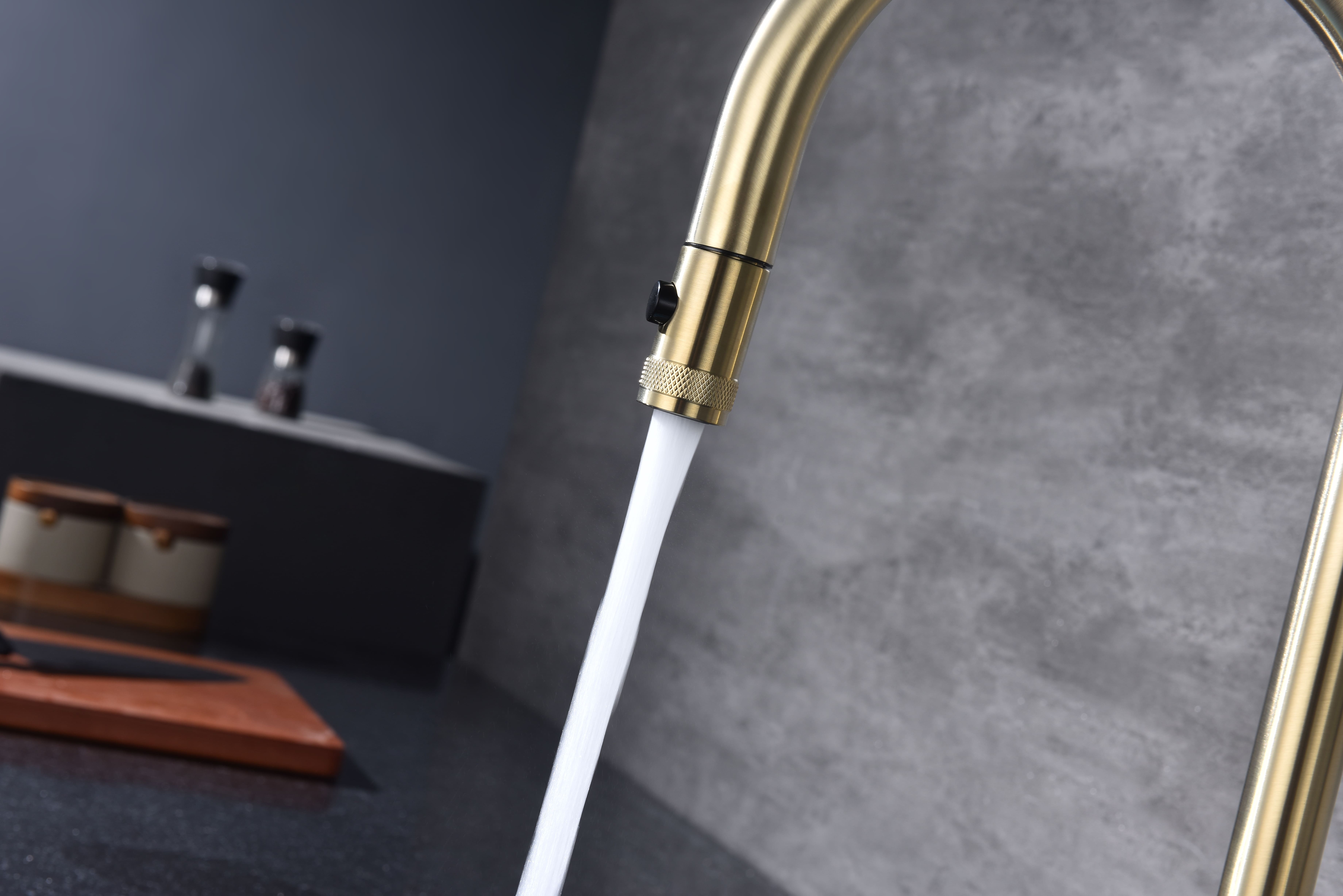 Превью картинка Смеситель для кухни Paulmark GALANT Ga213077-LG Светлое золото #11