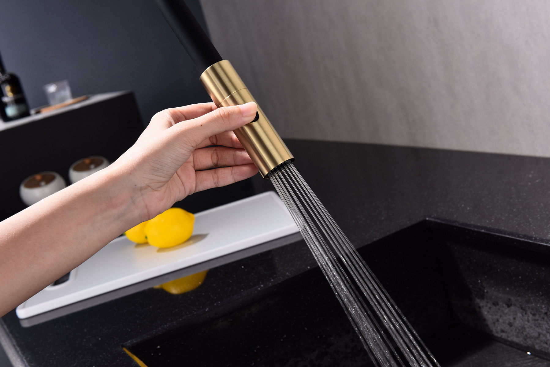 Превью картинка Смеситель для кухни Paulmark TORNADO To213402-LG Светлое золото #12