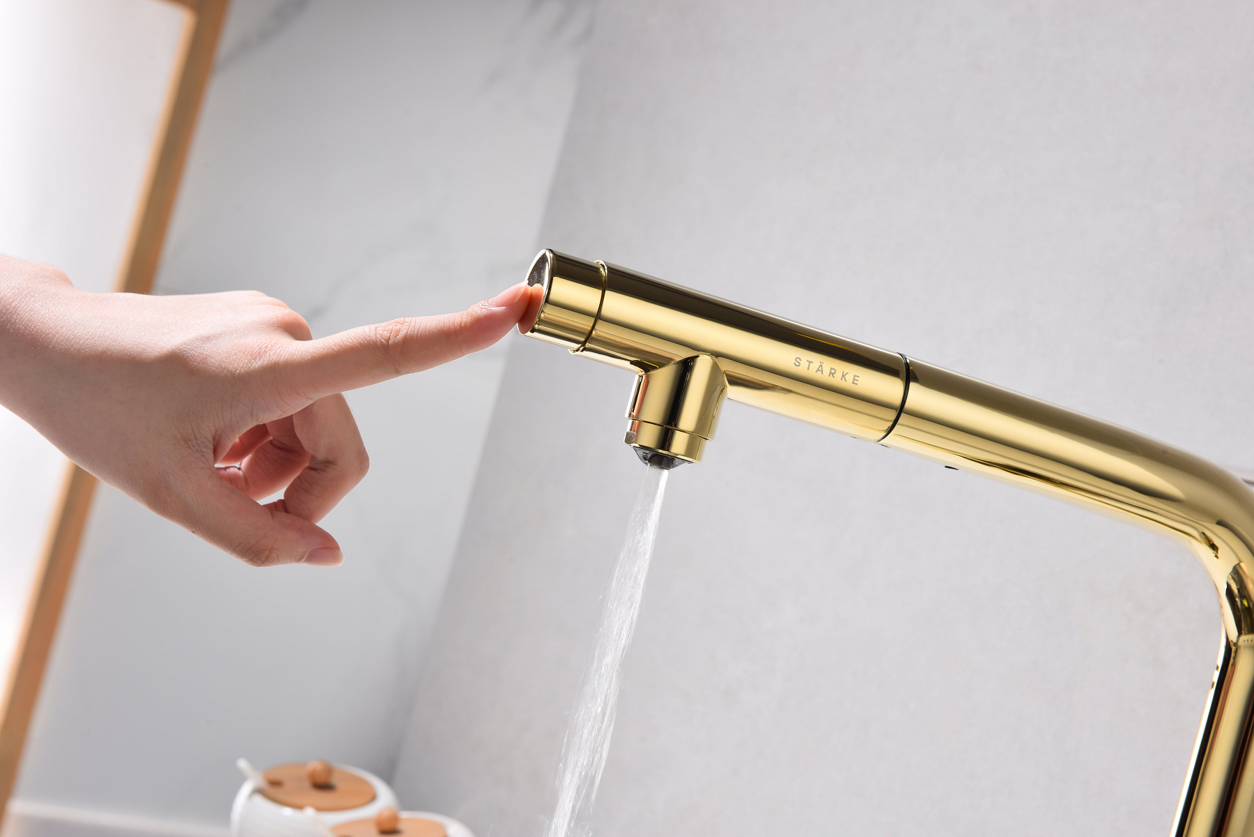 Превью картинка Смеситель для кухни Paulmark VIPER Vi213105-G Золото G #6