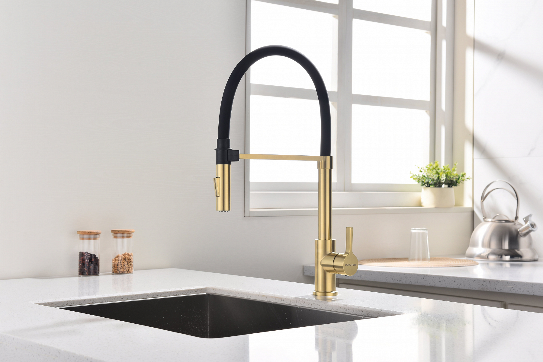 Превью картинка Смеситель для кухни Paulmark HALT Ha214021-LG Светлое золото #7