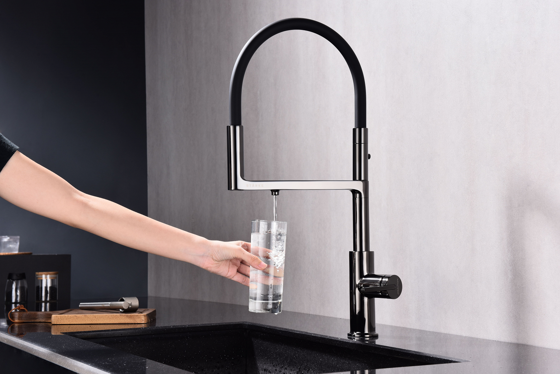 Превью картинка Смеситель для кухни Paulmark TORNADO To213402-GB Глянцевый чёрный Gb #4