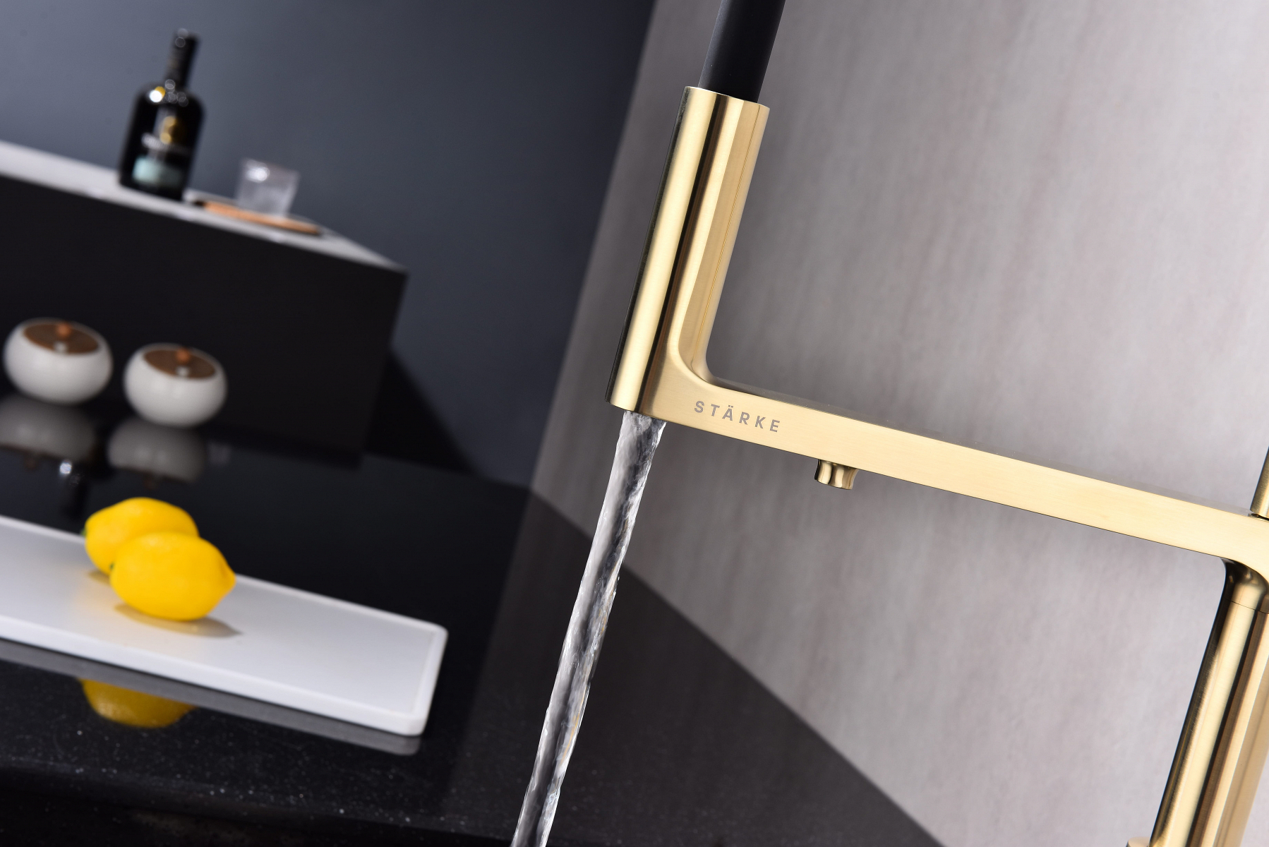 Превью картинка Смеситель для кухни Paulmark TORNADO To213402-LG Светлое золото #9