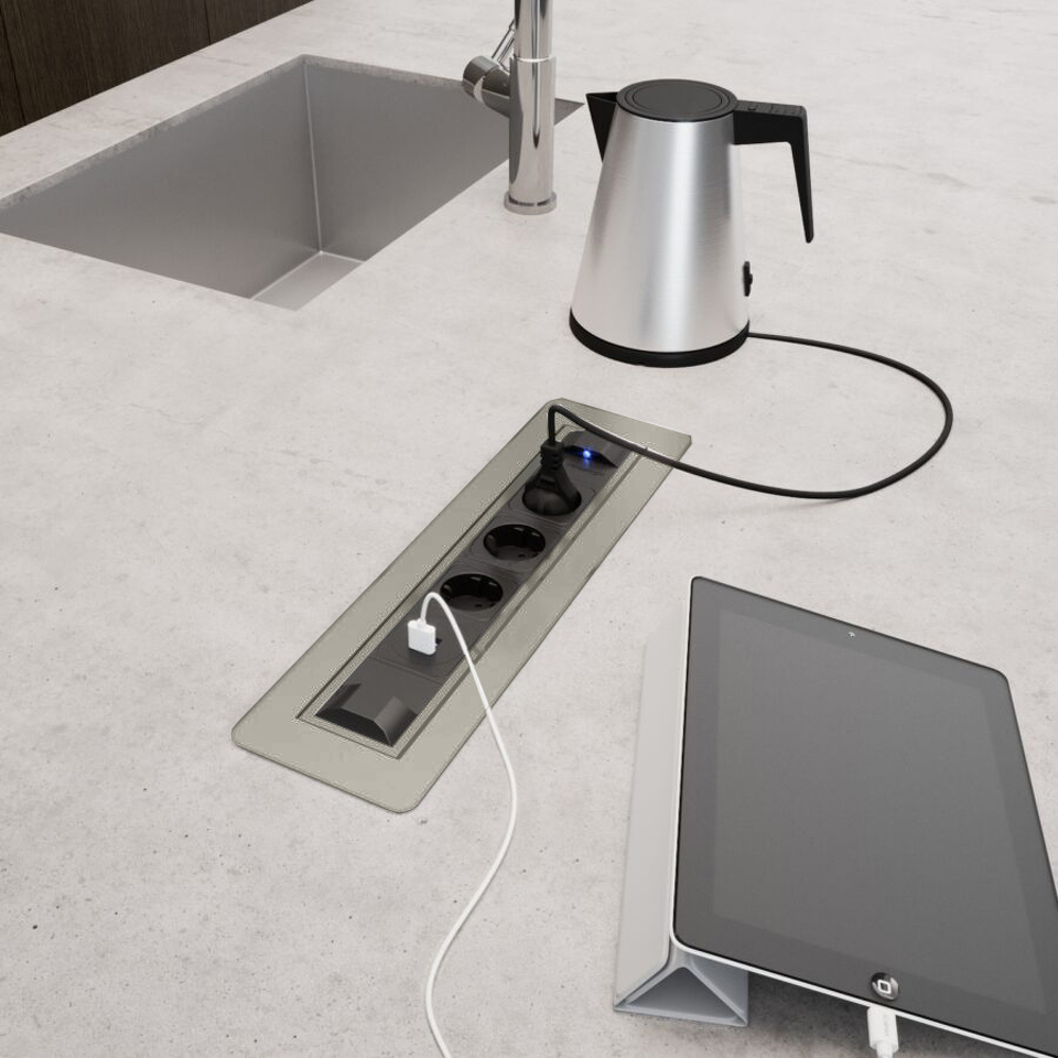 Фото ASA Розетка VERSATURN 3.0, врезная, нержавеющая сталь