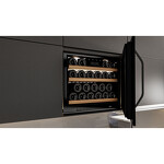 Превью картинка Шкаф винный встраиваемый Meyvel Винный холодильник (шкаф) компрессорный MEYVEL MV22-KBB1 #13