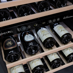 Превью картинка Шкаф винный встраиваемый Meyvel Винный холодильник (шкаф) компрессорный MEYVEL MV46-KST2 #3