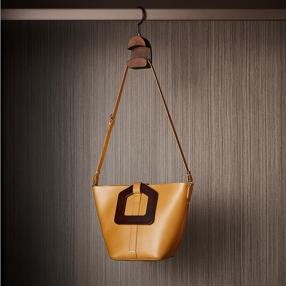 Фото Duslar Вешалка CINDY с держателем для сумок, орех