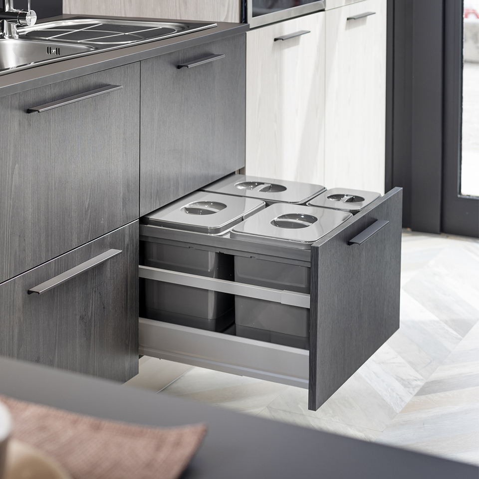 Фото Ekotech Система сортировки JAZZ 32.5 л, 4 ведра, выдвижной фасад 600 мм, антрацит