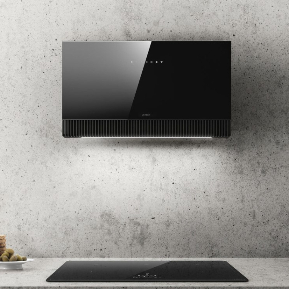 Фото Наклонная вытяжка Elica ELICA SUPER PLAT BL/F/80